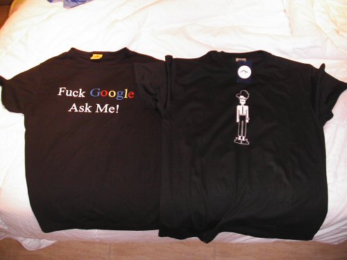 Camisetas: Fuck Google y Moss de The IT CRowd